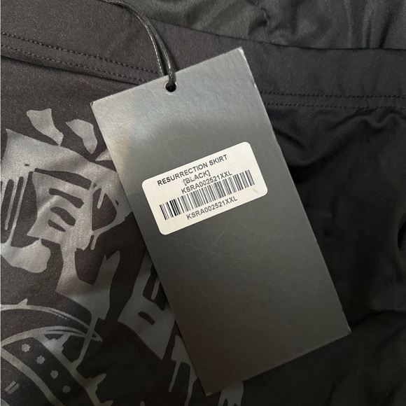 KILLSTAR RESURRECTION SKIRT NWT XXL - Picture 2 of 4